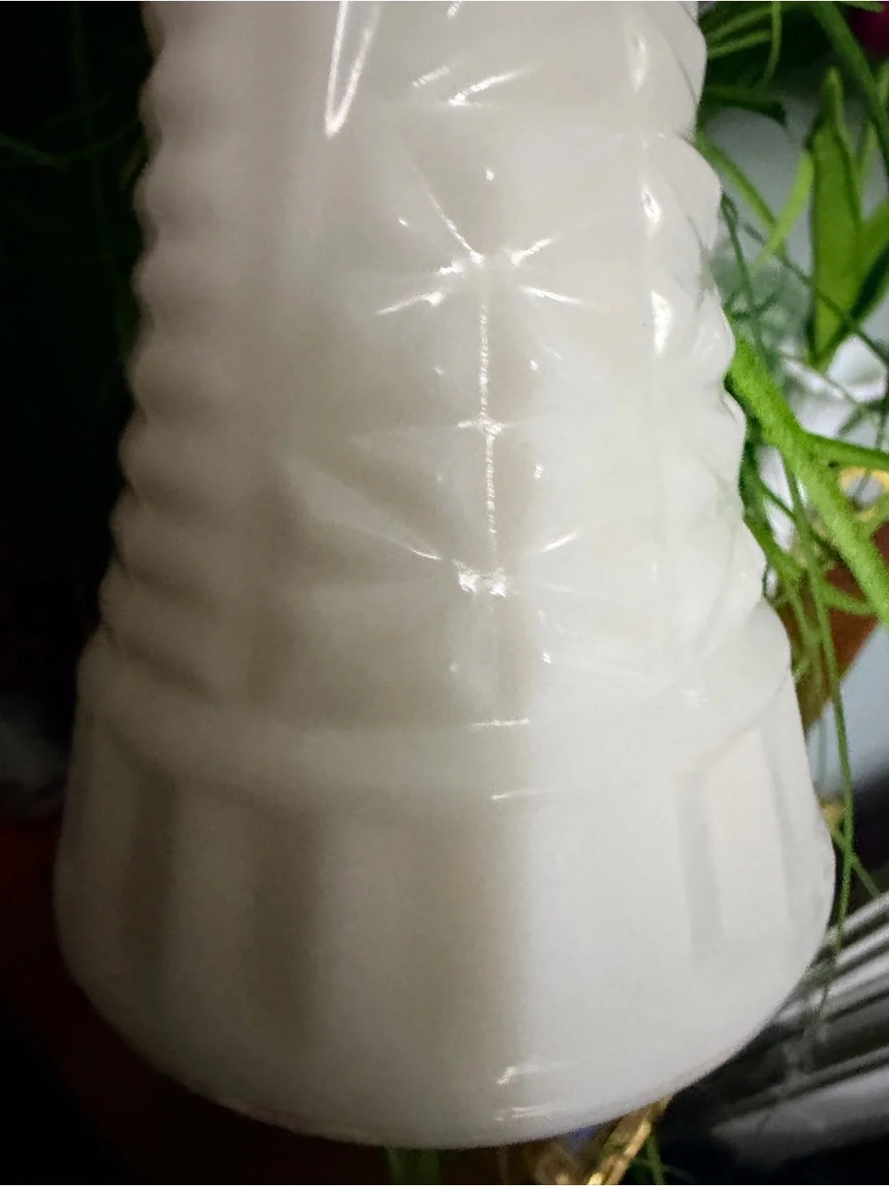 Vintage Anchor Hocking White Milk Glass Bud Vases - Stars and Bars Pattern #1071